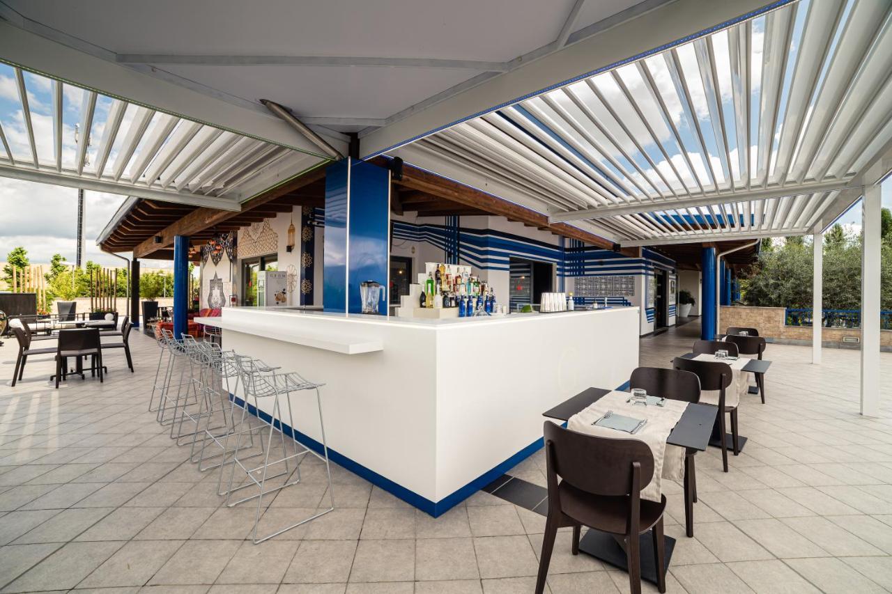 פיאנצה Hotel Gallia מראה חיצוני תמונה