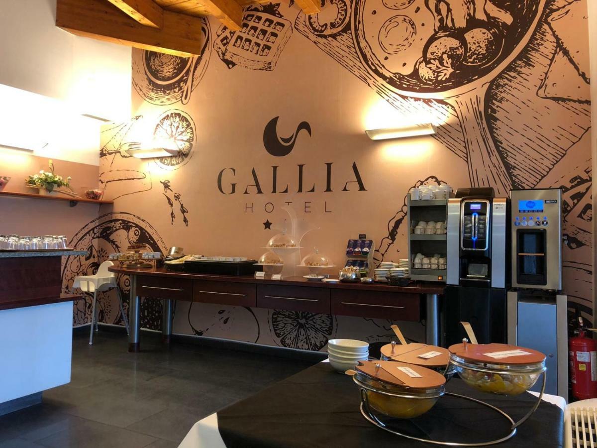 פיאנצה Hotel Gallia מראה חיצוני תמונה